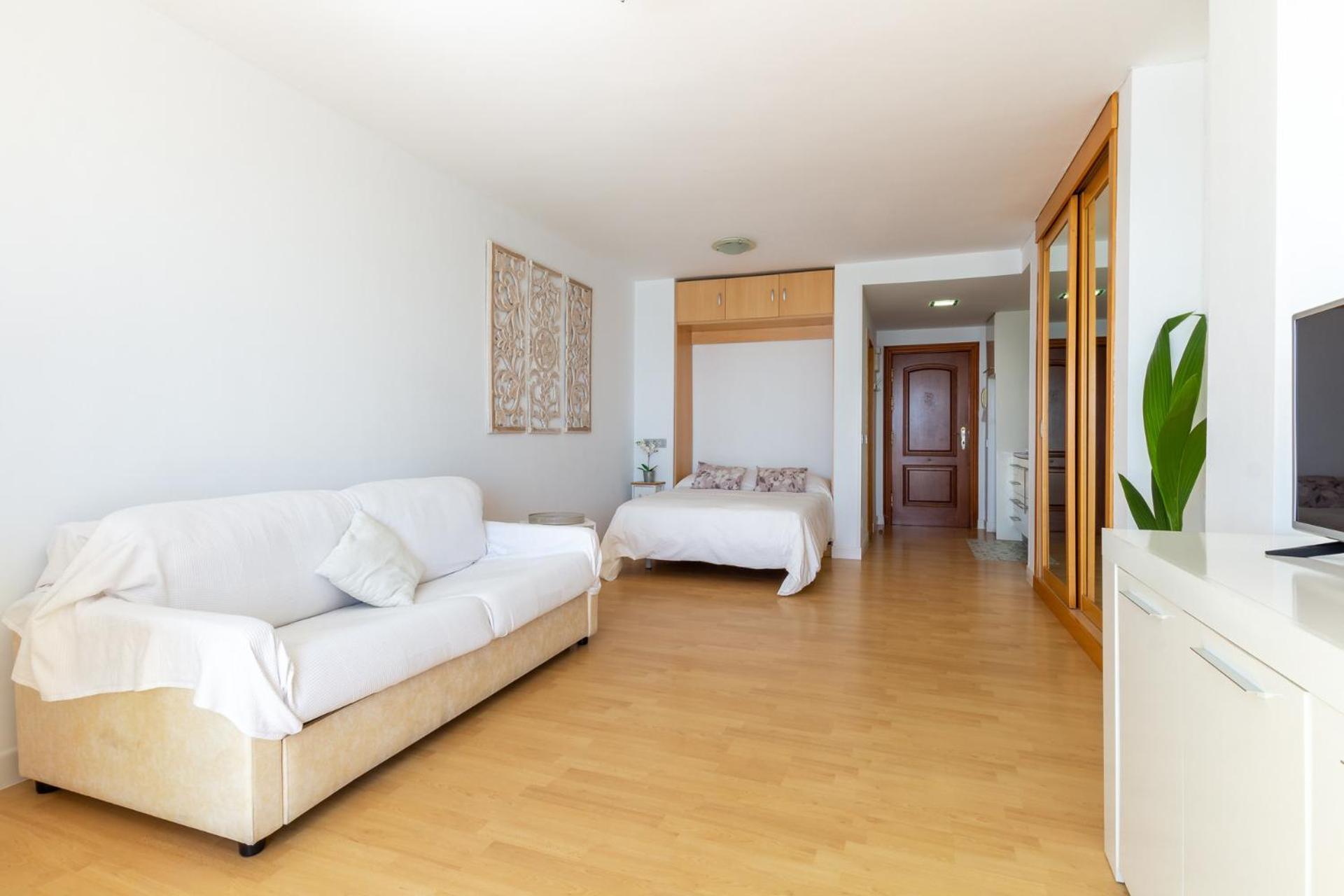 شقة Roca Chica - Parking - Frente Playa - Terraza - Wifi - Bajondillo Y Carihuela توريمولينوس المظهر الخارجي الصورة