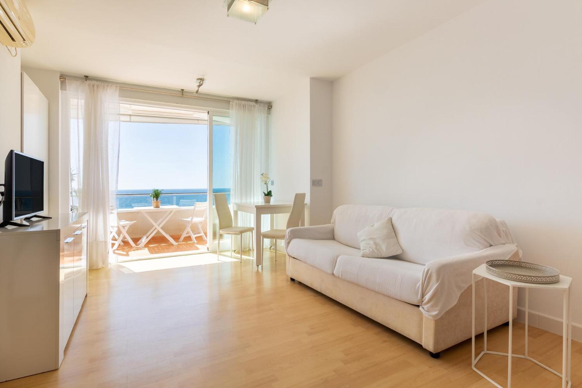 شقة Roca Chica - Parking - Frente Playa - Terraza - Wifi - Bajondillo Y Carihuela توريمولينوس المظهر الخارجي الصورة